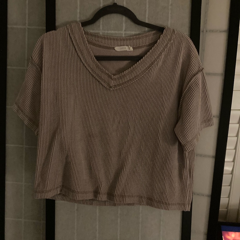 Lush Taupe Ribbed V-Neck Short Sleeve Top